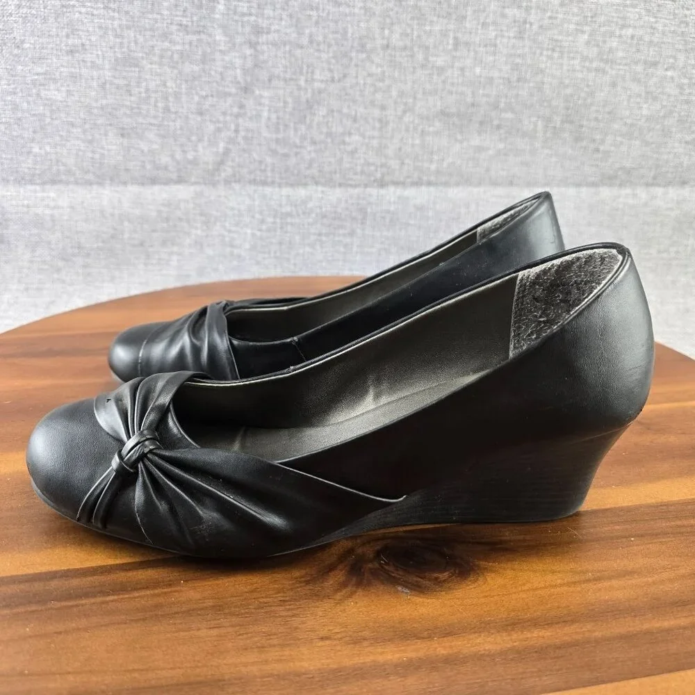 Black Wedge Heels With Knotted Detail By B.O.C. Women's‎ Size 10